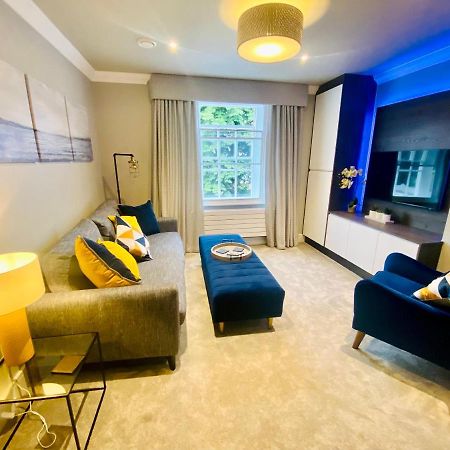 10 Bootham House - Luxury City Centre Apartment With Free Parking For One Car York Dış mekan fotoğraf