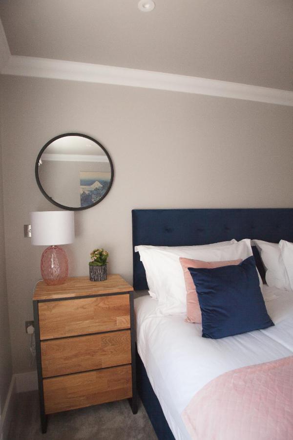 10 Bootham House - Luxury City Centre Apartment With Free Parking For One Car York Dış mekan fotoğraf